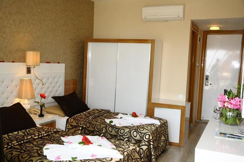 Club Tess Hotel Konaklı エクステリア 写真